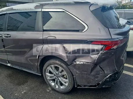 Photo 2 of 4: 2021 Toyota Sienna Hybrid 2WD, VIN 5TDGRKEC5MS024056 — Korean insurance auction