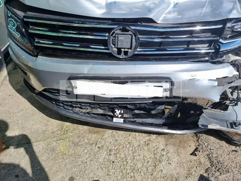 Photo 2 of 19: 2020 Volkswagen Tiguan 2.0 TDI, VIN WVGZZZ5NZLW812443 — Korean insurance auction