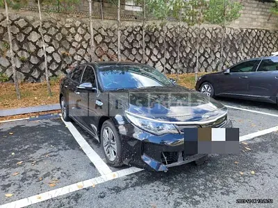 Photo 1 of 16: 2018 Kia K5 2.0 (Hybrid), VIN KNAGW41EBJA026329 — Korean insurance auction