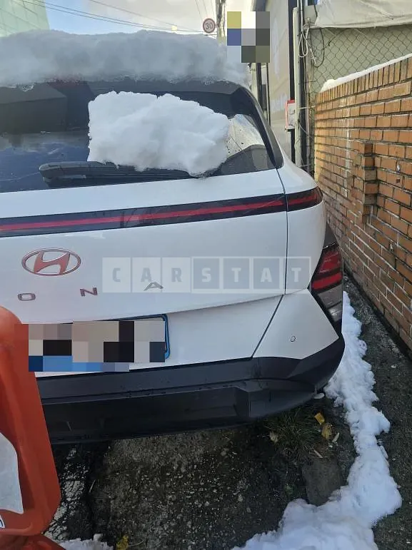 Photo 2 of 9: 2023 Hyundai Kona — Korean insurance auction