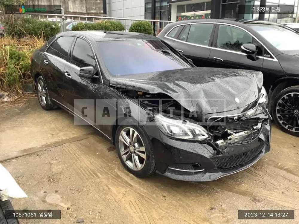 Photo 2 of 11: 2015 Mercedes-Benz E220 BlueTec, VIN WDDHF0AB6GB177903 — Korean insurance auction