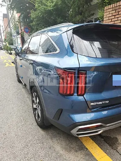 Photo 1 of 37: 2023 Kia Sorento — Korean insurance auction