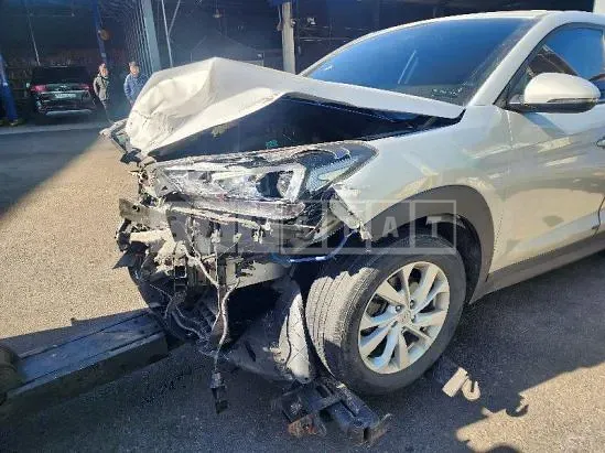 Photo 2 of 7: 2020 Hyundai Tucson, VIN KMHJ2812GLU163683 — Korean insurance auction