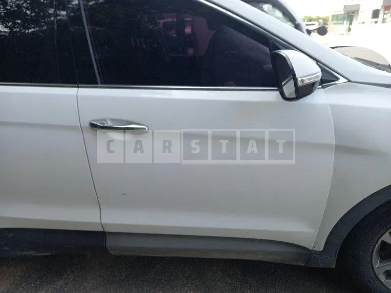 Photo 2 of 18: 2014 Hyundai Santa Fe, VIN KMHSW81UBFU344760 — Korean insurance auction