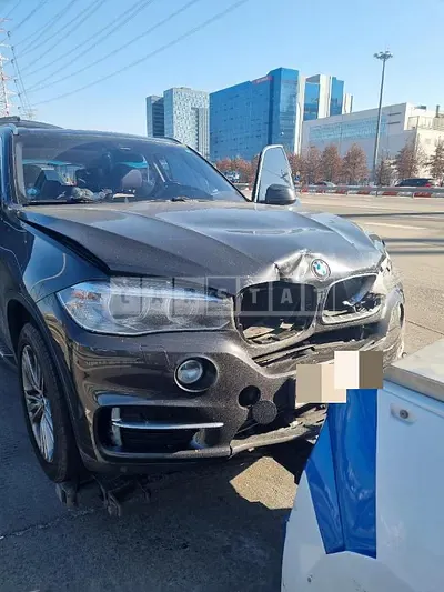 Photo 1 of 8: 2015 BMW X5 xDrive 30d, VIN WBAKS4100F0H71916 — Korean insurance auction