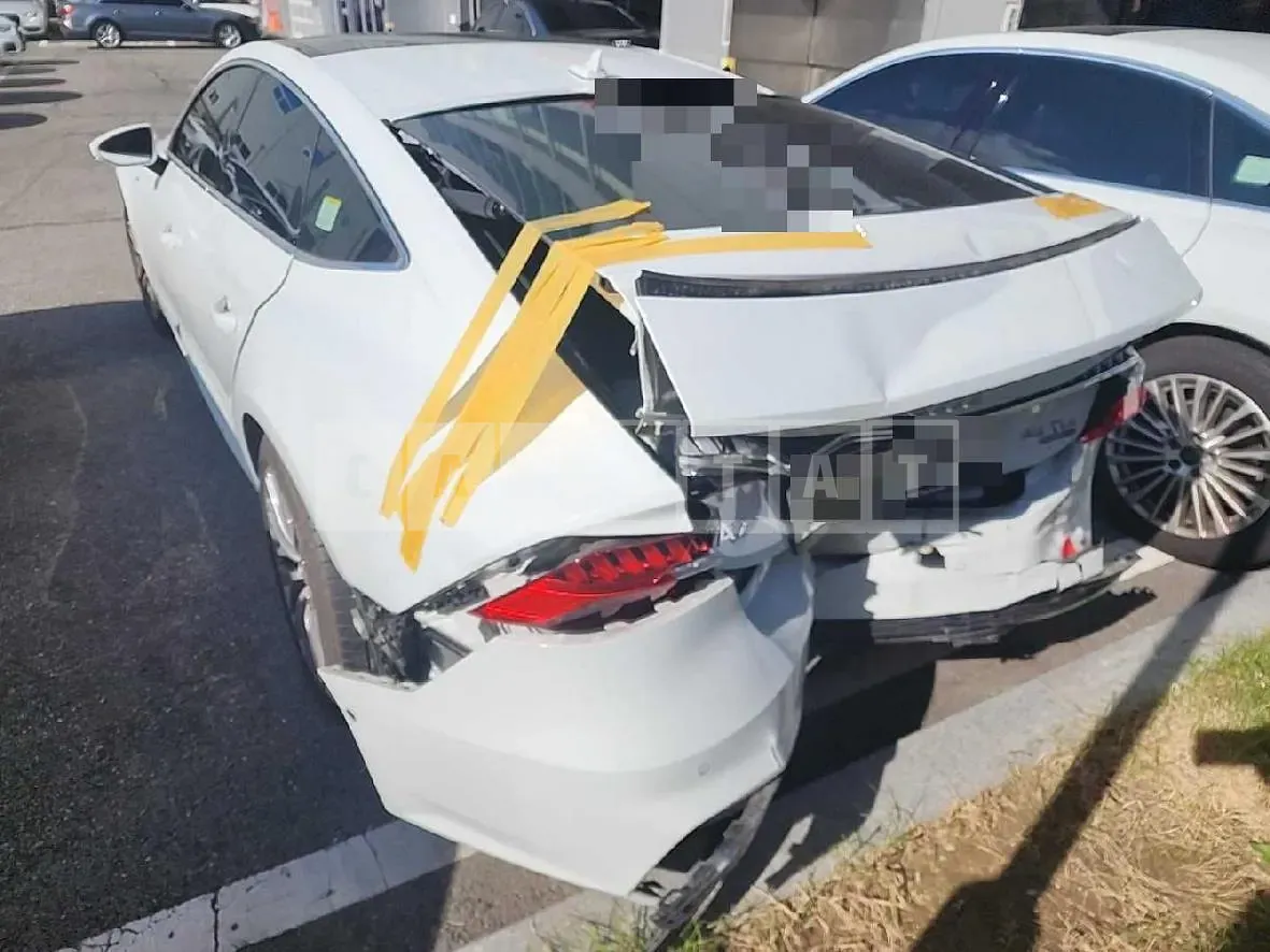 Photo 2 of 14: 2021 Audi A7 45 TDI quattro — Korean insurance auction