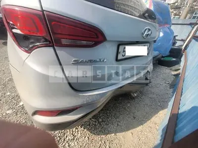 Photo 1 of 8: 2017 Hyundai Santa Fe, VIN KMHSW81UBHU750011 — Korean insurance auction