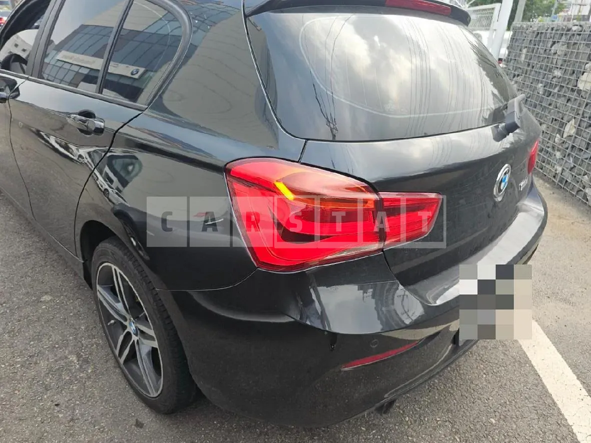 Photo 2 of 11: 2017 BMW 118d — Korean insurance auction