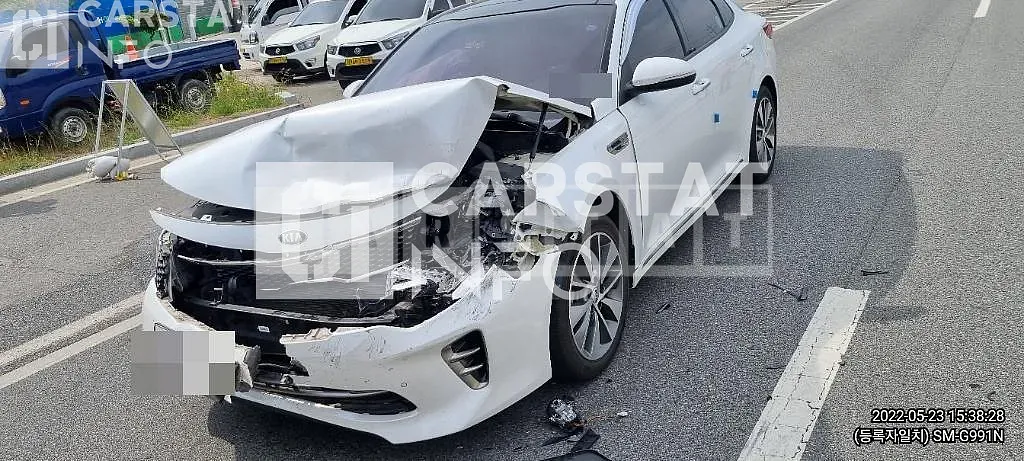 Photo 2 of 2: 2016 Kia K5 2.0, VIN KNAGX411BHA112872 — Korean insurance auction