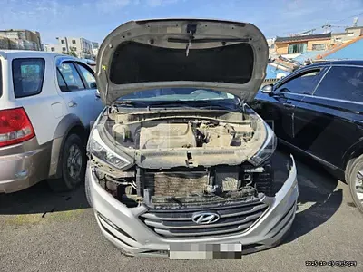Photo 1 of 18: 2016 Hyundai Tucson — Korean insurance auction