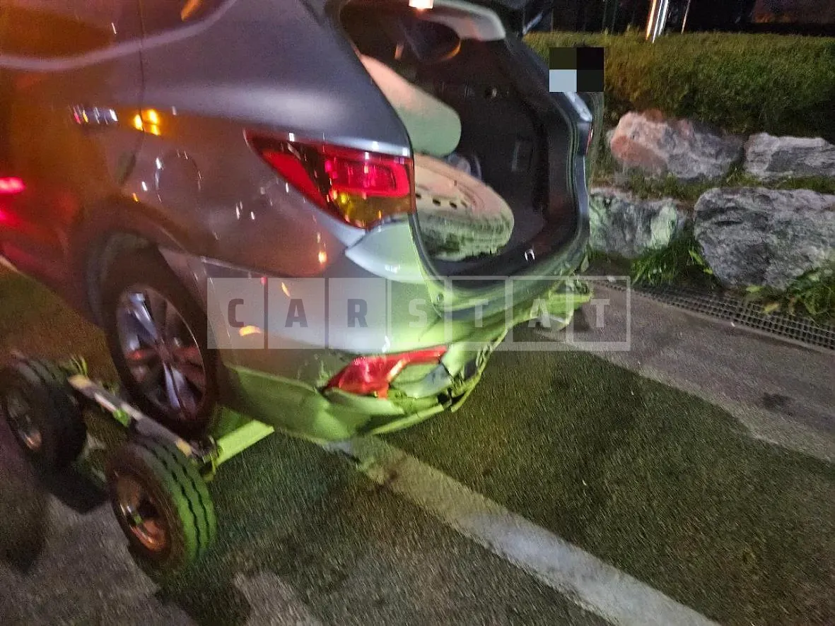 Photo 2 of 11: 2015 Hyundai Santa Fe 2.0 (2WD) — Korean insurance auction