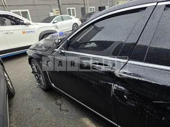 Photo 2 of 34: 2022 BMW 745e iPerformance, VIN WBA7D6101NCJ33292 — Korean insurance auction