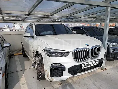 Photo 1 of 13: 2020 BMW X5 xDrive 30d, VIN WBACV6100L9C83628 — Korean insurance auction