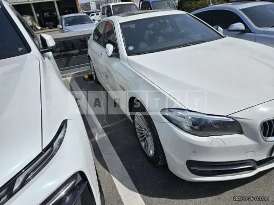 Photo 2 of 11: 2015 BMW 520d xDrive — Korean insurance auction