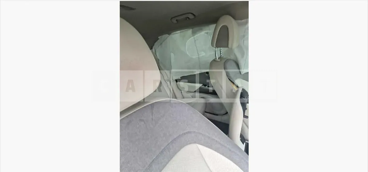 Photo 2 of 24: 2022 Genesis GV60 — Korean insurance auction