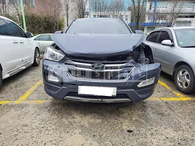 Photo 1 of 27: 2015 Hyundai Santa Fe, VIN KMHSU81UBFU514414 — Korean insurance auction