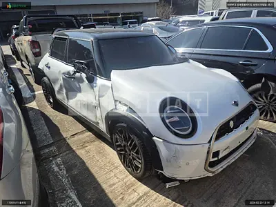 2025 MINI MINI COOPER S FIVE-DOOR