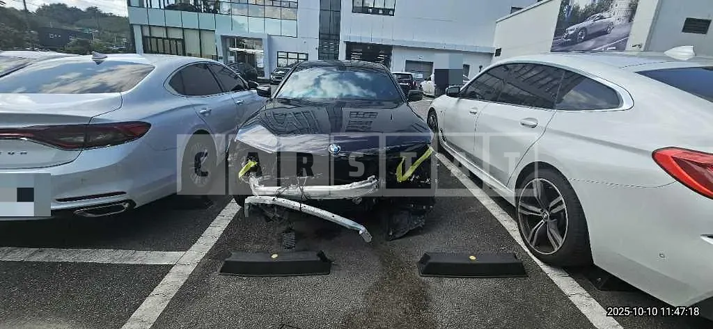 Photo 2 of 20: 2019 BMW 530i xDrive M Sport — Korean insurance auction