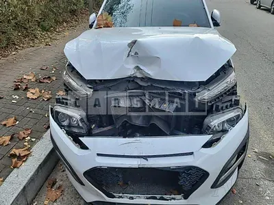 Photo 1 of 16: 2018 Hyundai Kona, VIN KMHK2816GJU245841 — Korean insurance auction