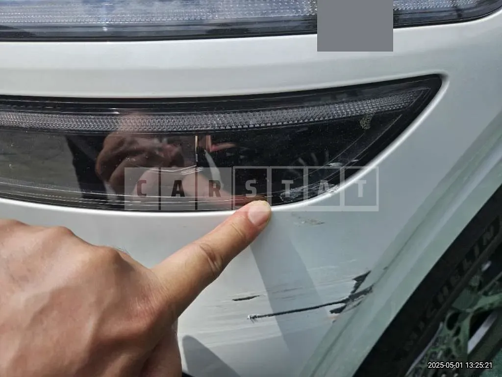 Photo 2 of 2: 2023 Genesis (parts) GV70 Headlamp — Korean insurance auction