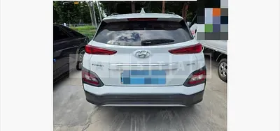 Photo 1 of 33: 2018 Hyundai Kona Electric Car, VIN KMHK281GFKU003252 — Korean insurance auction