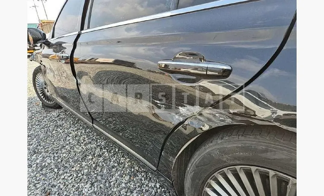 Photo 2 of 66: 2019 Genesis G90 — Korean insurance auction