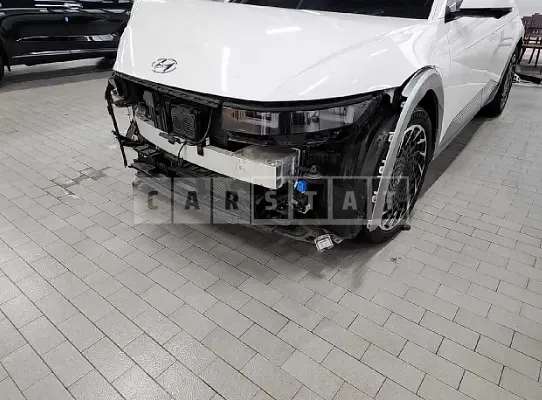 Photo 2 of 17: 2022 Hyundai Modern Ionic 5, VIN KMHKR81CPNU093345 — Korean insurance auction