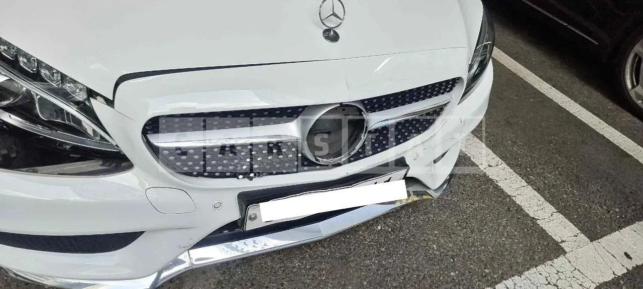 Photo 2 of 15: 2018 Mercedes-Benz C200 Cabriolet, VIN WDDWK4CB1JF698602 — Korean insurance auction