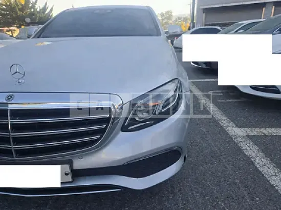 Photo 2 of 15: 2017 Mercedes-Benz E220 d 4Matic — Korean insurance auction