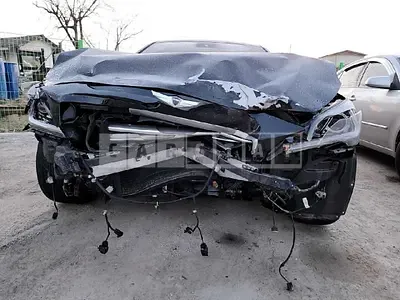 Photo 1 of 15: 2015 Genesis 3.3 — Korean insurance auction