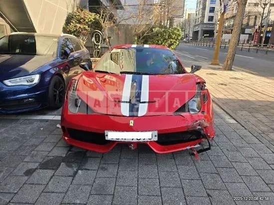 Photo 2 of 20: 2015 Ferrari 458 Speciale, VIN ZFF75VFL5F0208299 — Korean insurance auction