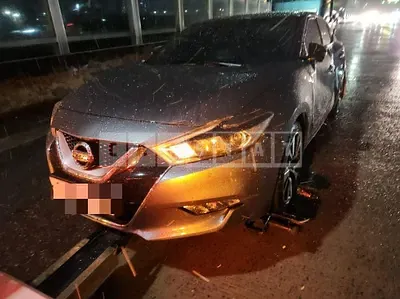 Photo 1 of 8: 2017 Nissan Maxima — Korean insurance auction