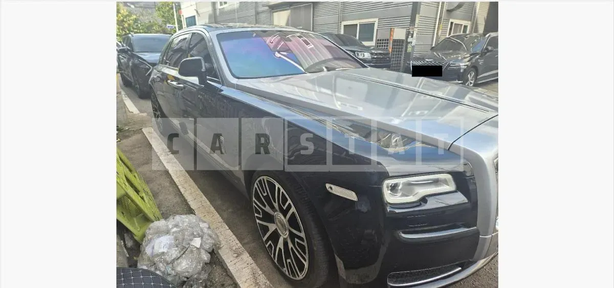 Photo 2 of 37: 2015 Rolls-Royce Ghost Ewb — Korean insurance auction