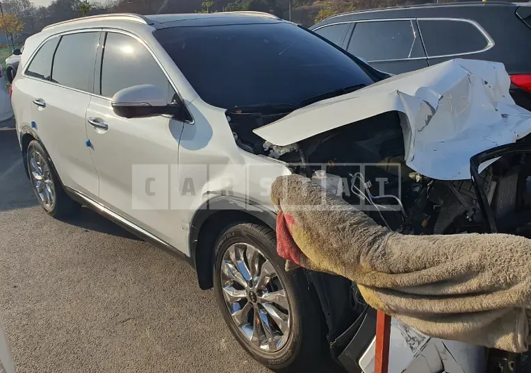 Photo 2 of 15: 2019 Kia Sorento, VIN KNAPK81ABKA512404 — Korean insurance auction