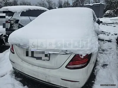 Photo 1 of 6: 2017 Mercedes-Benz E400 4Matic (2,99 — Korean insurance auction