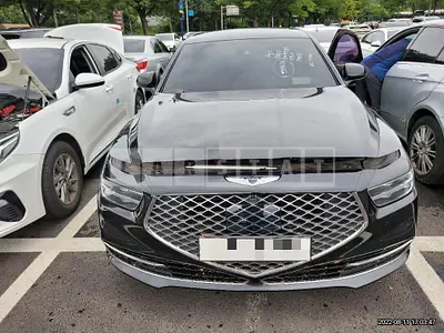 Photo 1 of 17: 2020 Genesis Acupuncture Nessis G90 5.0 — Korean insurance auction