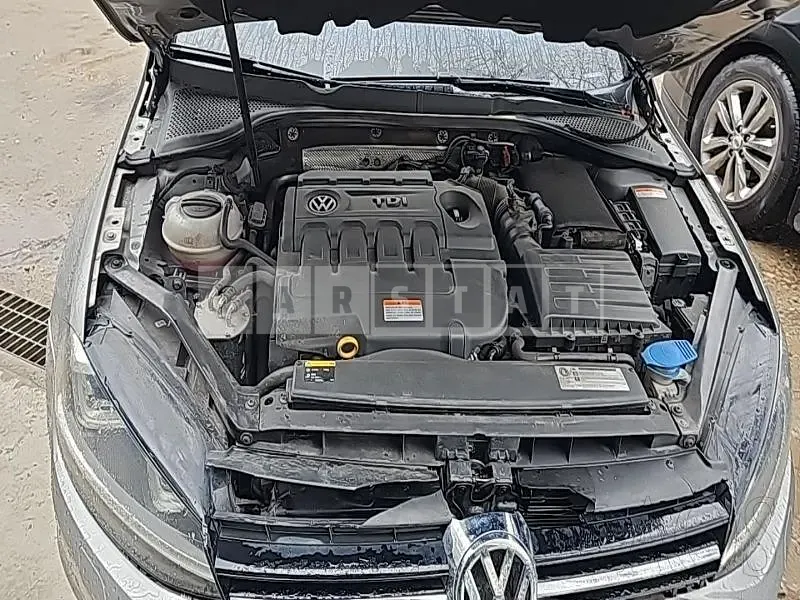 Photo 2 of 37: 2016 Volkswagen Golf 2.0 TDI BMT, VIN WVWZZZAUZGW043149 — Korean insurance auction