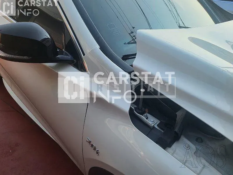 Photo 2 of 34: 2019 Infiniti Infinity Q30, VIN SJKCH53E2KA013210 — Korean insurance auction