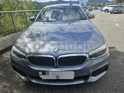 Photo 1 of 10: 2018 BMW 530i — Korean insurance auction