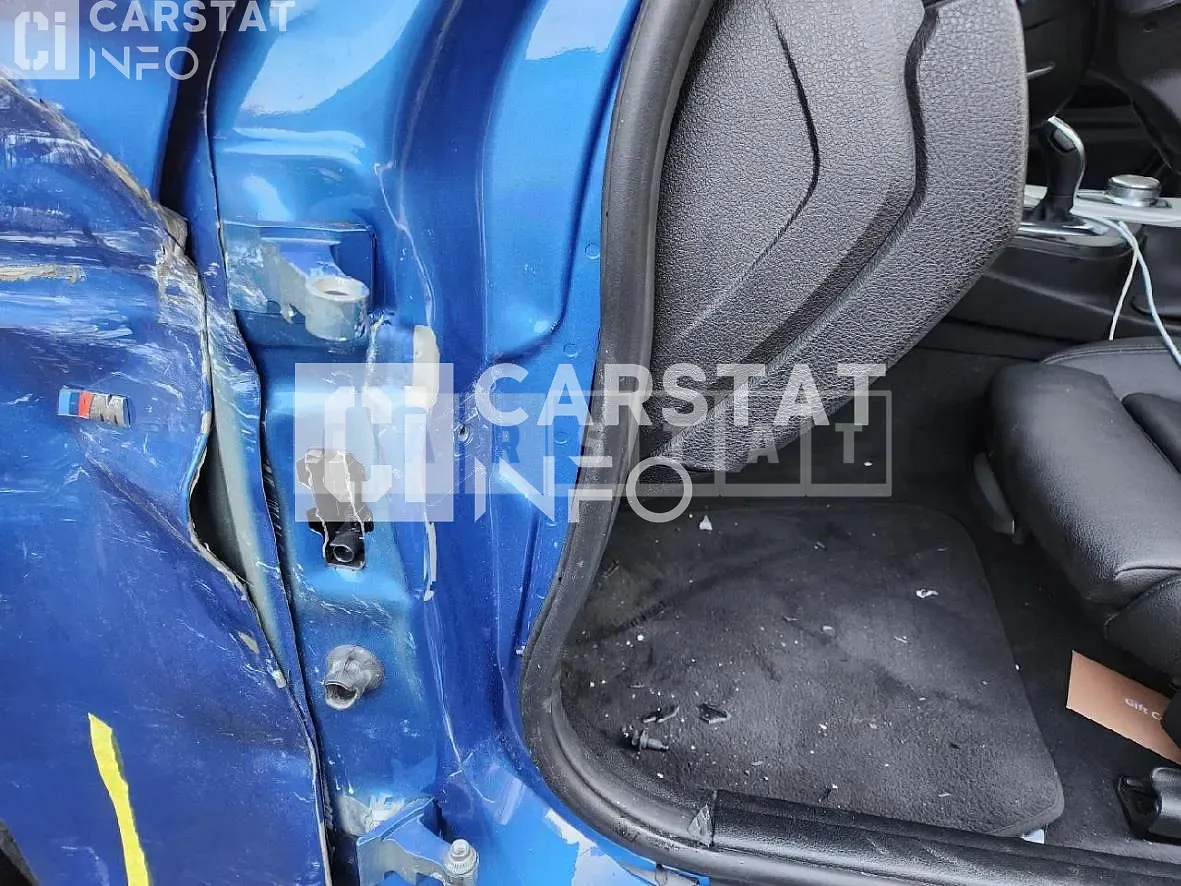Photo 2 of 36: 2018 BMW 320i, VIN WBA8A910XJAH11803 — Korean insurance auction