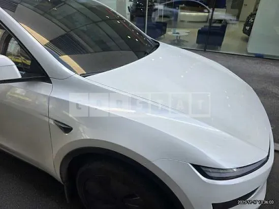 Photo 2 of 43: 2025 Tesla Model Y RWD, VIN LRWYGCFJXSC214640 — Korean insurance auction
