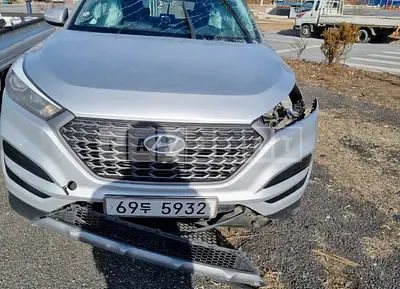 Photo 1 of 30: 2017 Hyundai Tucson, VIN KMHJ2815GHU277164 — Korean insurance auction