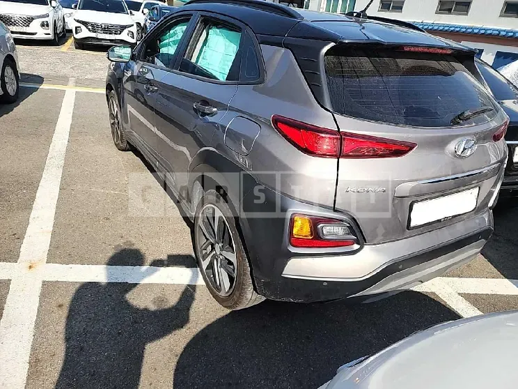 Photo 2 of 11: 2018 Hyundai Kona, VIN KMHK7815HJU139273 — Korean insurance auction