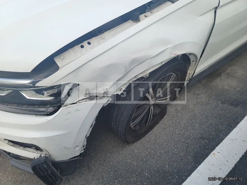 Photo 2 of 30: 2018 Volkswagen Tiguan 2.0 TDI — Korean insurance auction