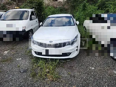 Photo 1 of 25: 2016 Kia K5 — Korean insurance auction
