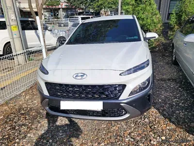 Photo 1 of 22: 2021 Hyundai Kona, VIN KMHK381EGMU053772 — Korean insurance auction