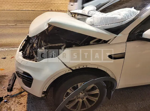 Photo 3 of 3: 2016 Land Rover Discovery Sports 2.0d, VIN SALCA2BN2GH591290 — Korean insurance auction