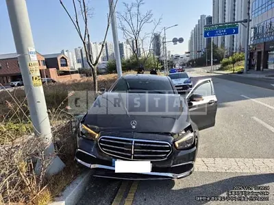 Photo 1 of 50: 2022 Mercedes-Benz E250 — Korean insurance auction