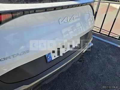 Photo 1 of 37: 2021 Kia Sportage — Korean insurance auction
