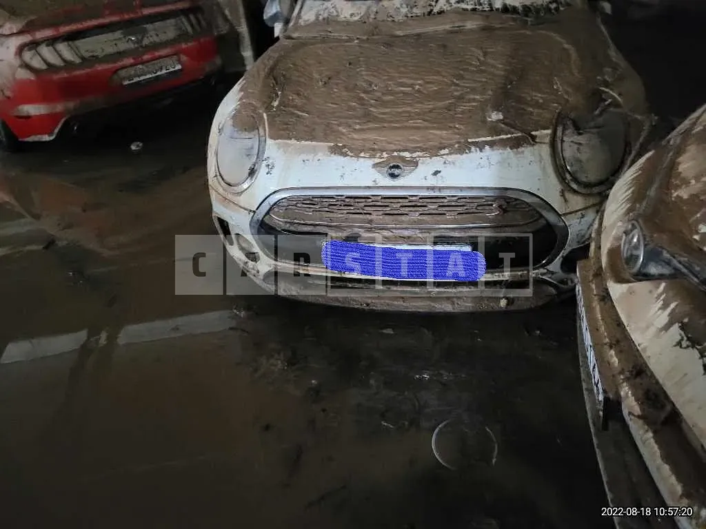 Photo 2 of 2: 2016 MINI Cooper S Clubman, VIN WMWLN9103GTJ49798 — Korean insurance auction